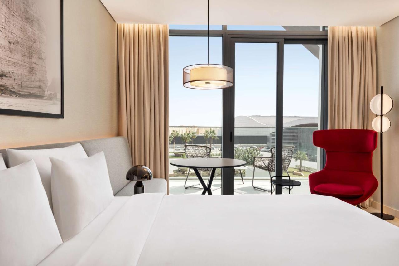 Radisson Blu Hotel Riyadh Convention And Exhibition Center Exteriör bild Deluxe room