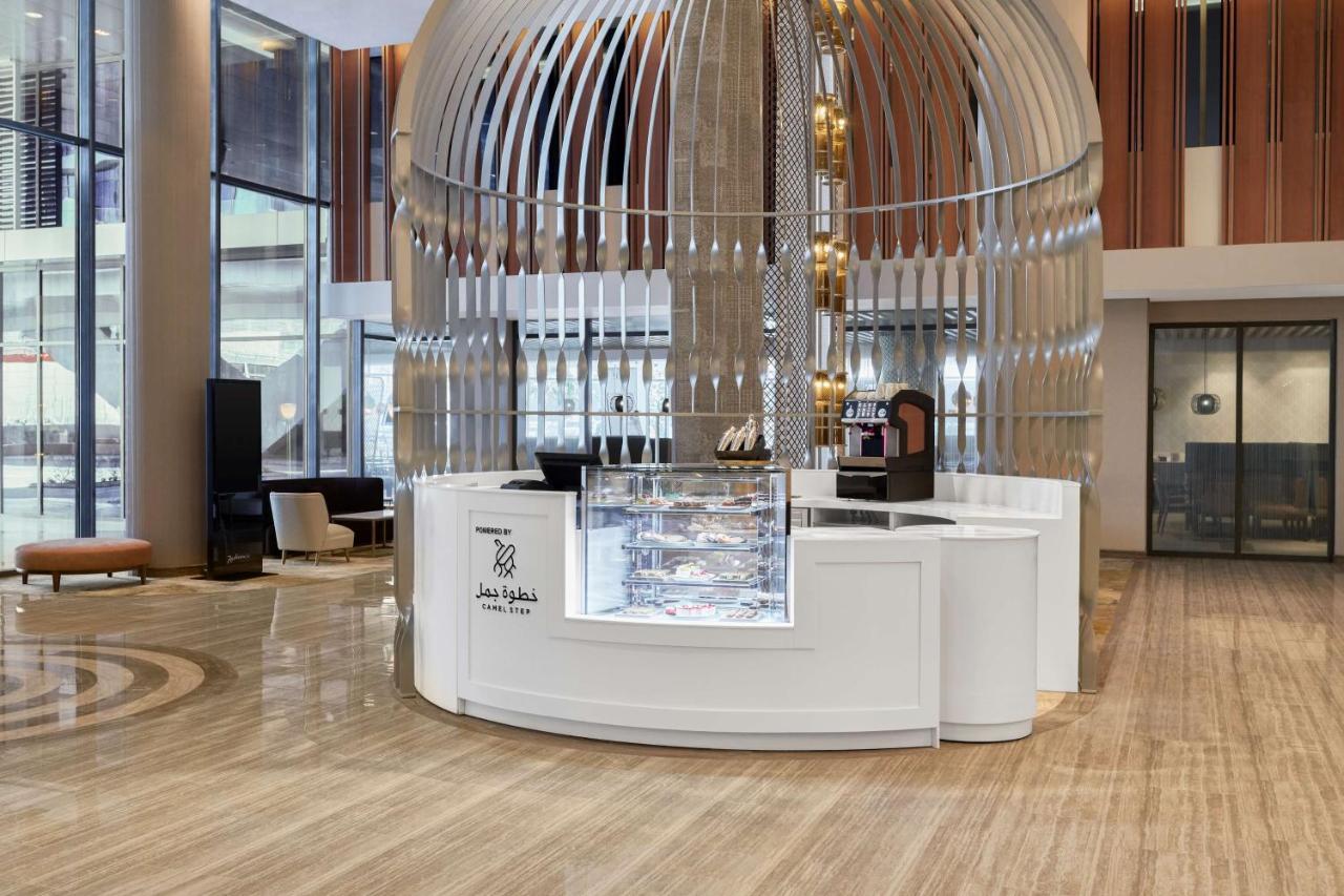 Radisson Blu Hotel Riyadh Convention And Exhibition Center Exteriör bild The lobby of the hotel